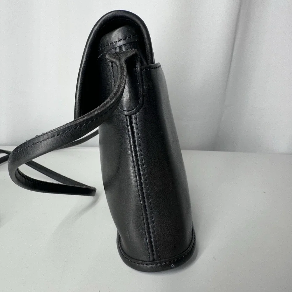 Vintage Coach Tango Flap 9049 Black Leather Turnlock‎ Crossbody